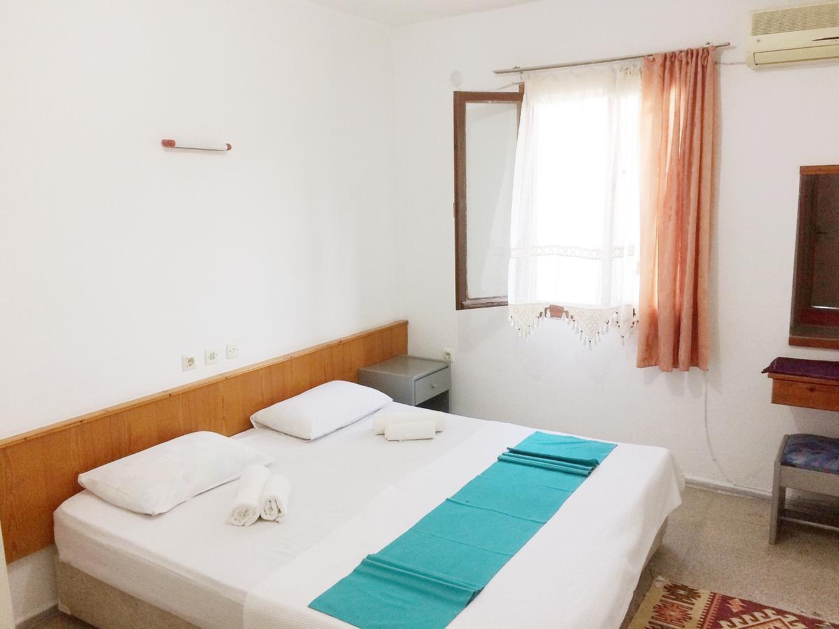 Parmis Rooms Çeşme Exterior foto