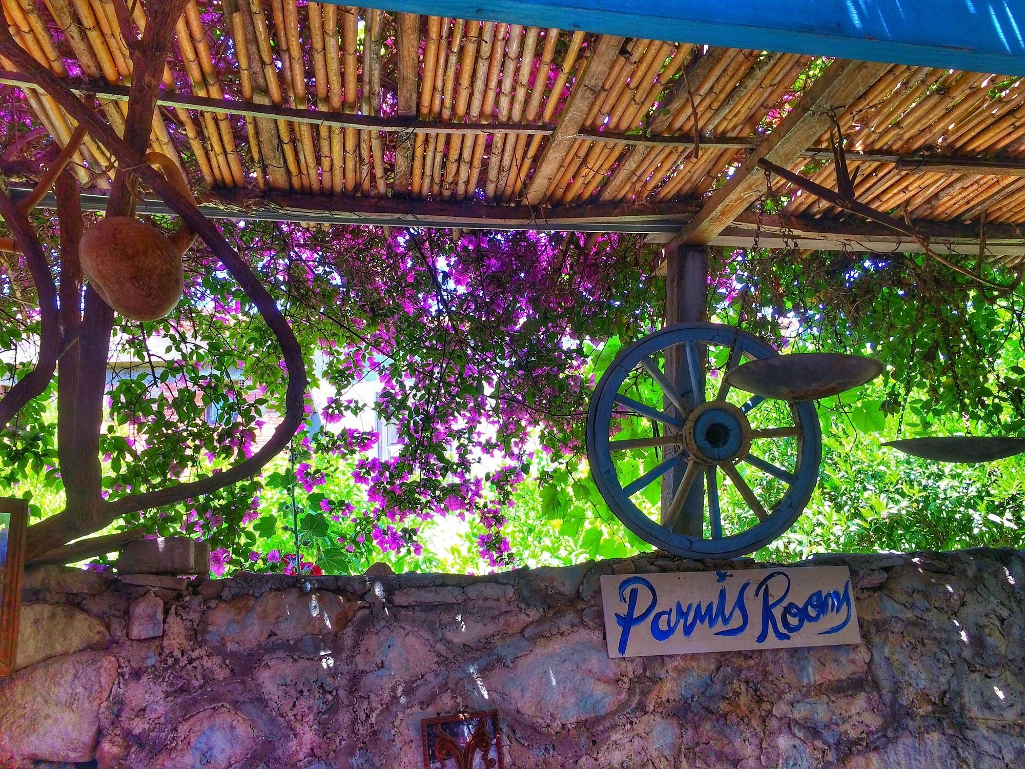 Parmis Rooms Çeşme Exterior foto